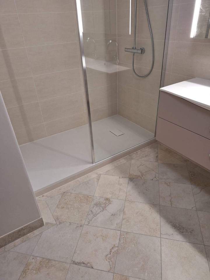 Sorena sdb carrelage pose en damier